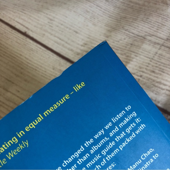 🐬 CLEARANCE ITEM: THE ROUGH GUIDE book of Playlists 500 Songs You Must Download - Picture 11 of 12